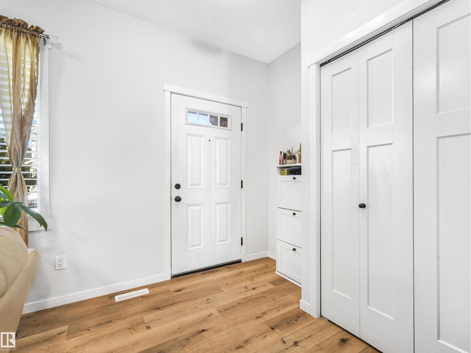 9311 226 ST NW - 4
