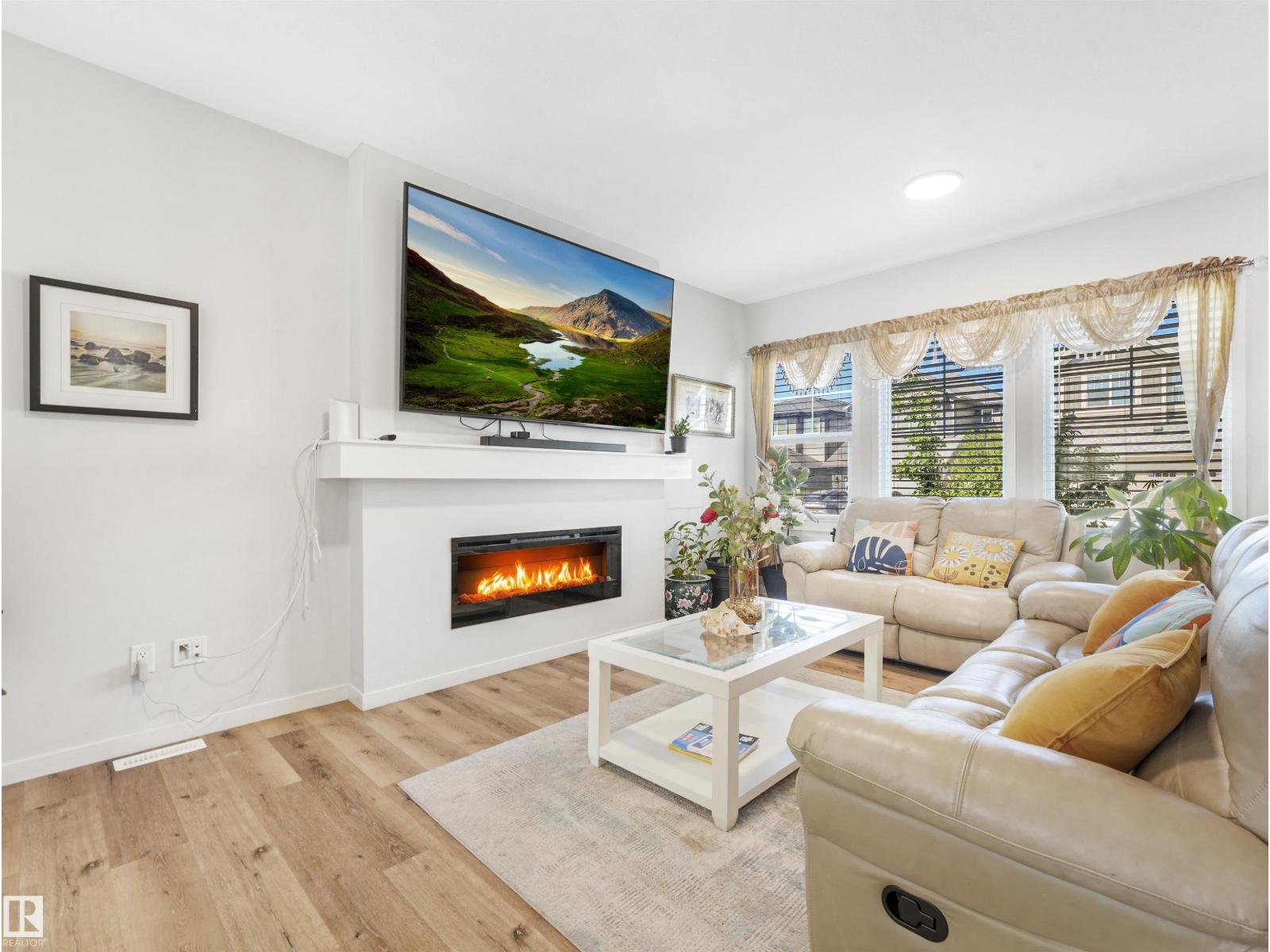 9311 226 ST NW - 6