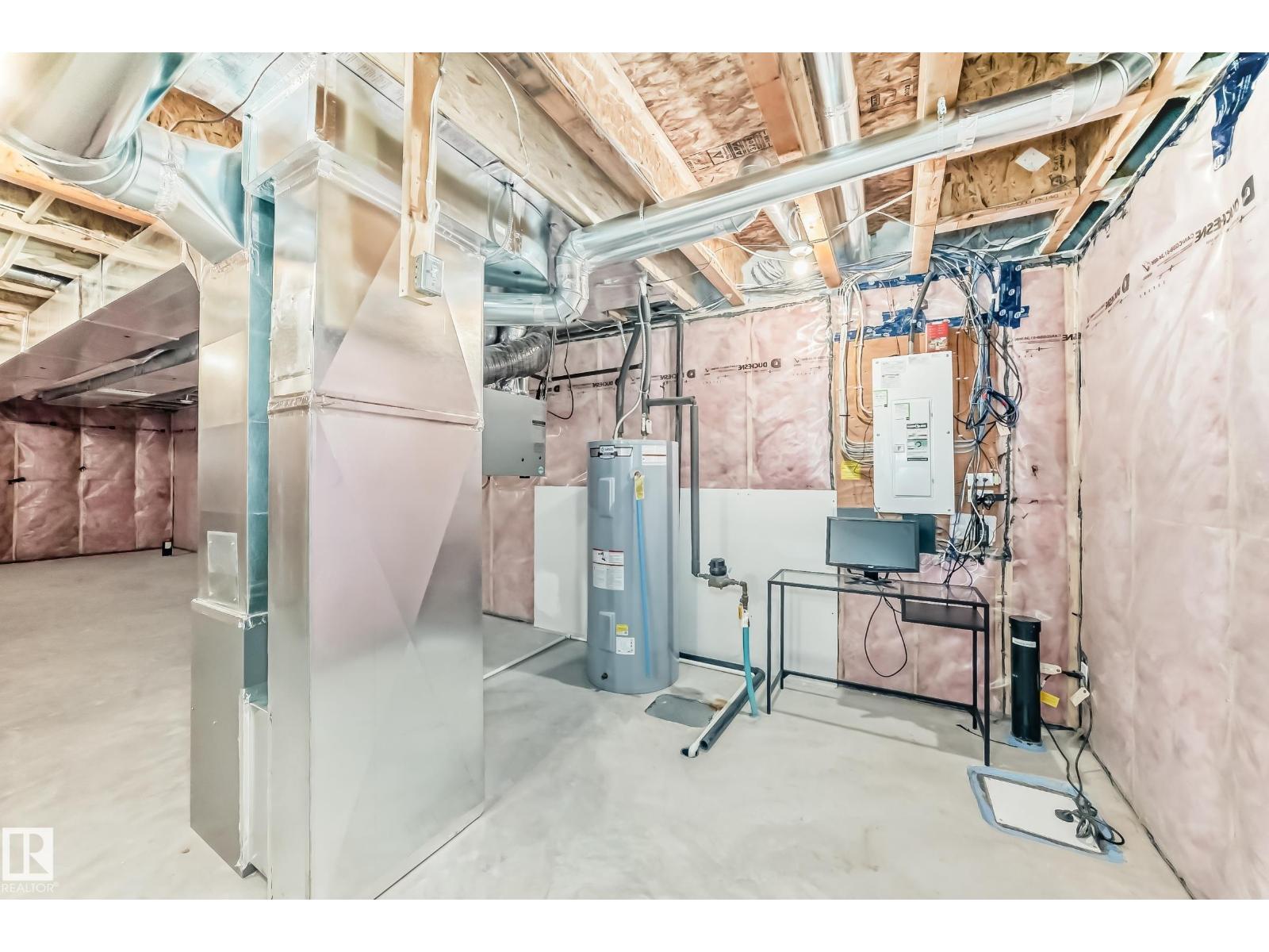 4005 HAWTHORN LINK LI SW - 42