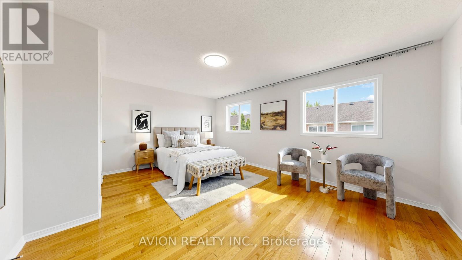 12 RIDEAU DRIVE - 14