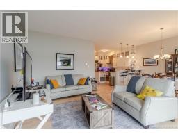 48 Waterford Lane, photo 19