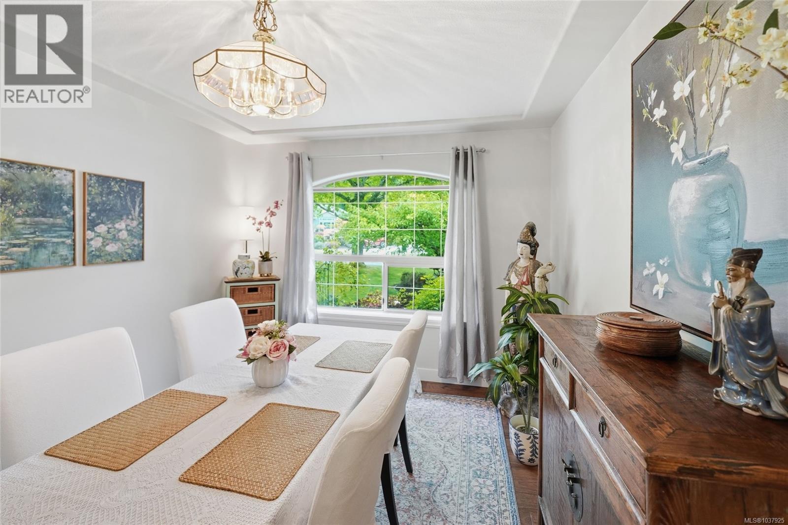 541 Tyee Cres - 15