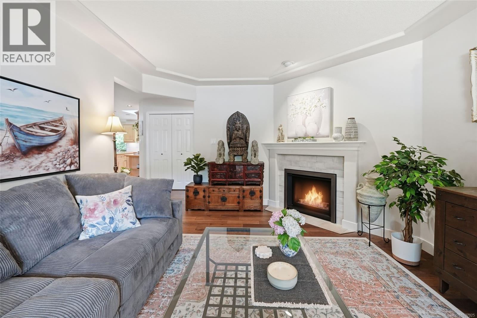 541 Tyee Cres - 20