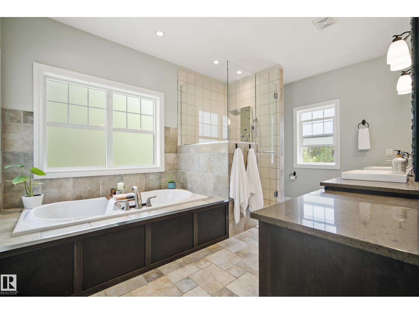 #25 53024 RGE ROAD 15 - 35
