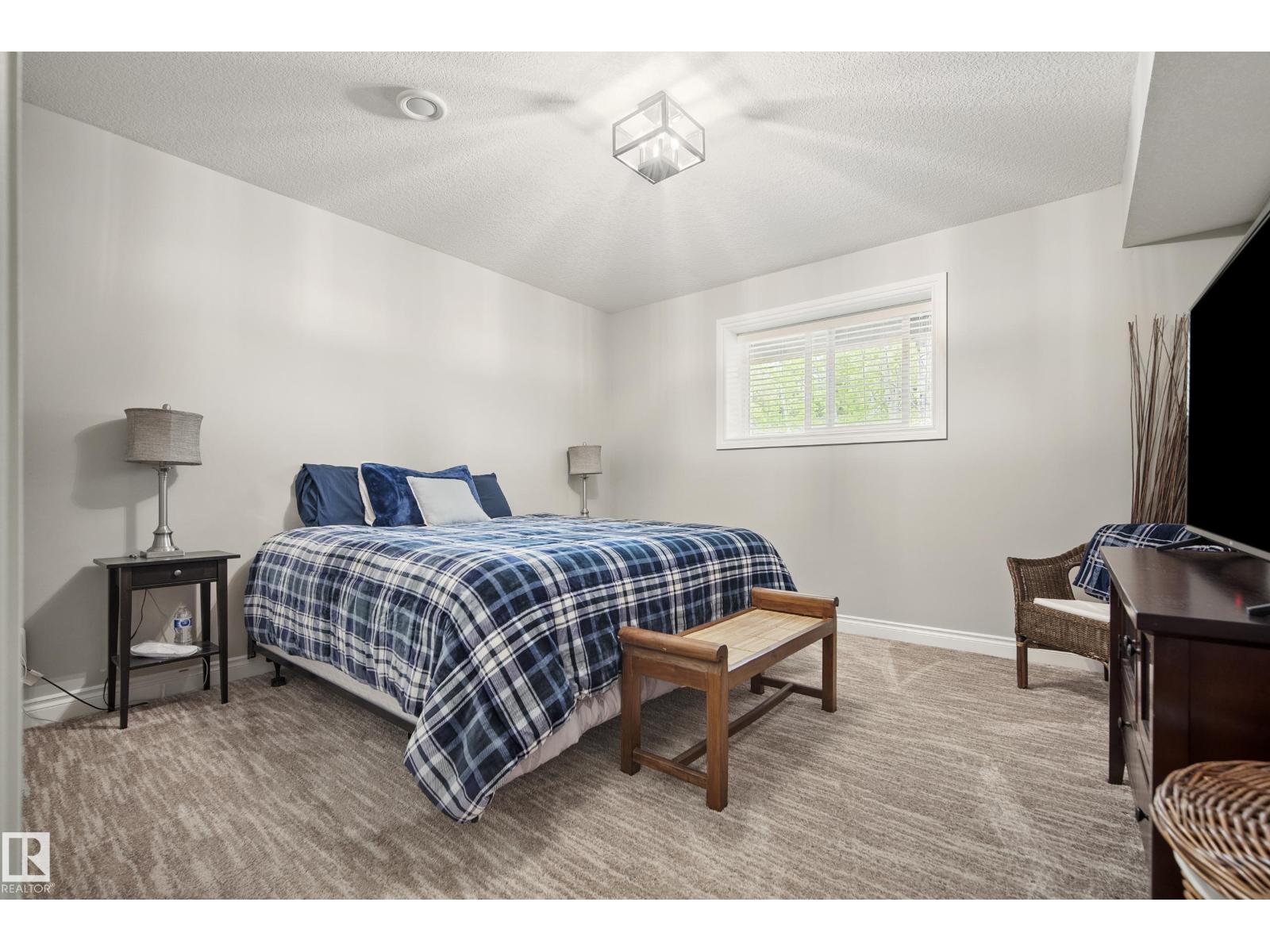 #25 53024 RGE ROAD 15 - 60
