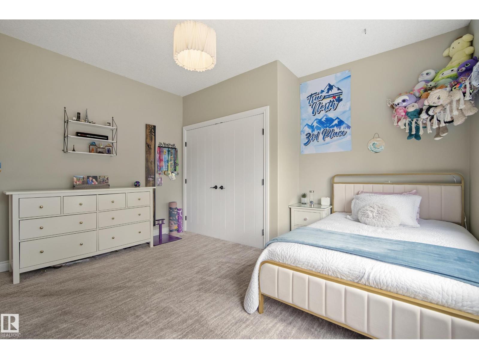 #25 53024 RGE ROAD 15 - 44