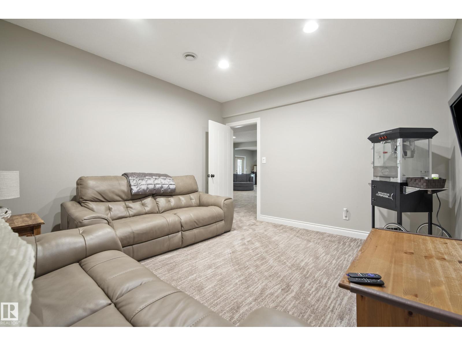 #25 53024 RGE ROAD 15 - 63