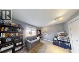 Living room - 24 Hahn Crescent, Kindersley, SK S0L1S1 Photo 21