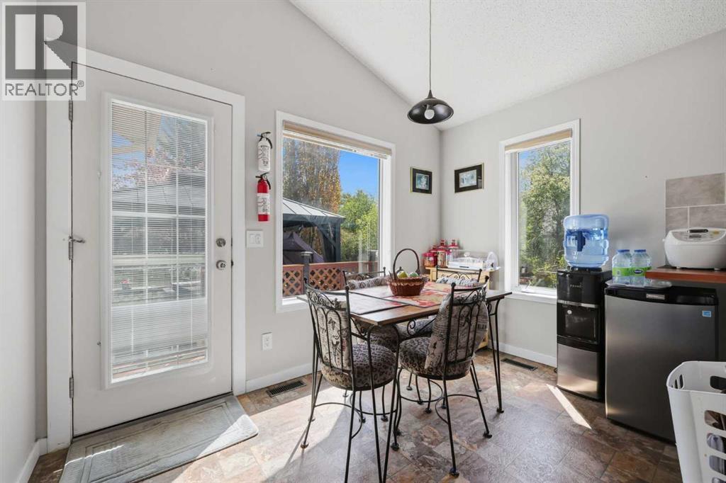 7 Chaparral Road SE - 20