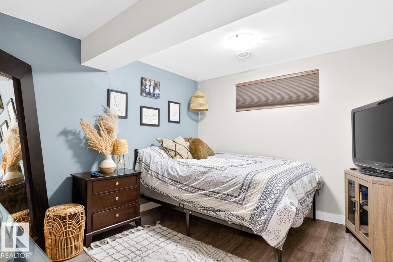 7583 ELLESMERE WY - 36