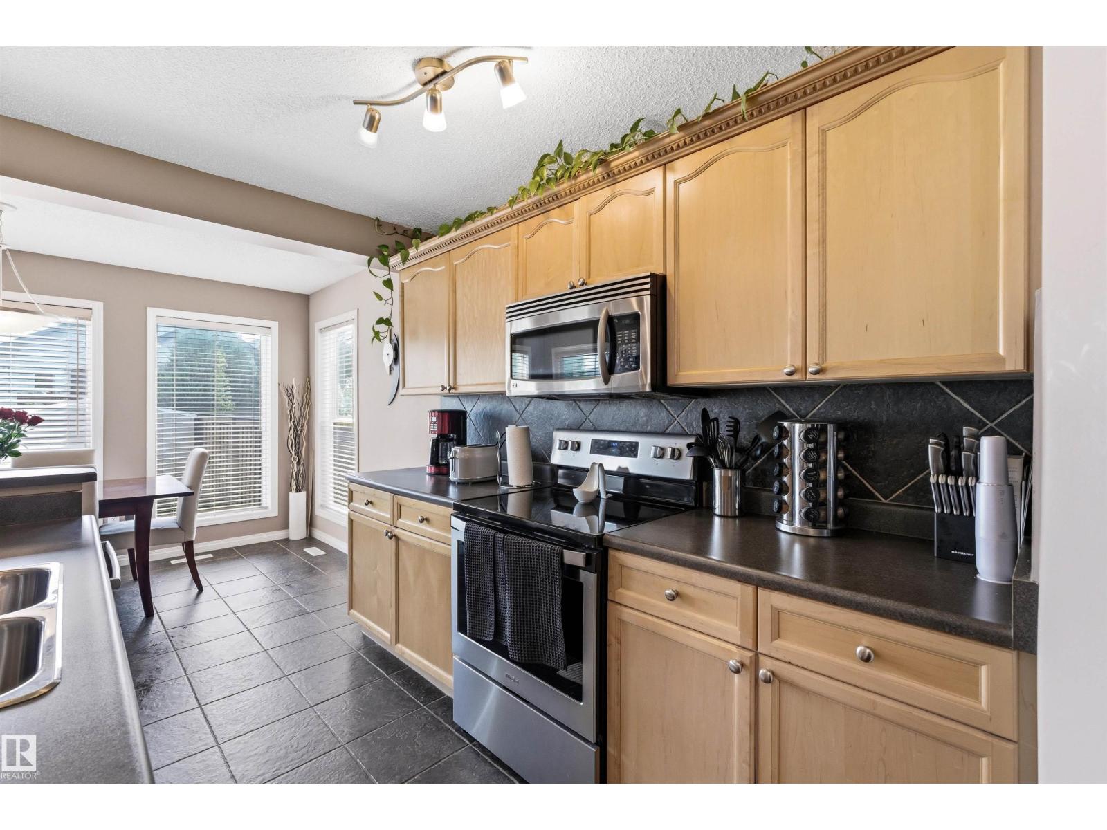 7307 SINGER WY NW - 12