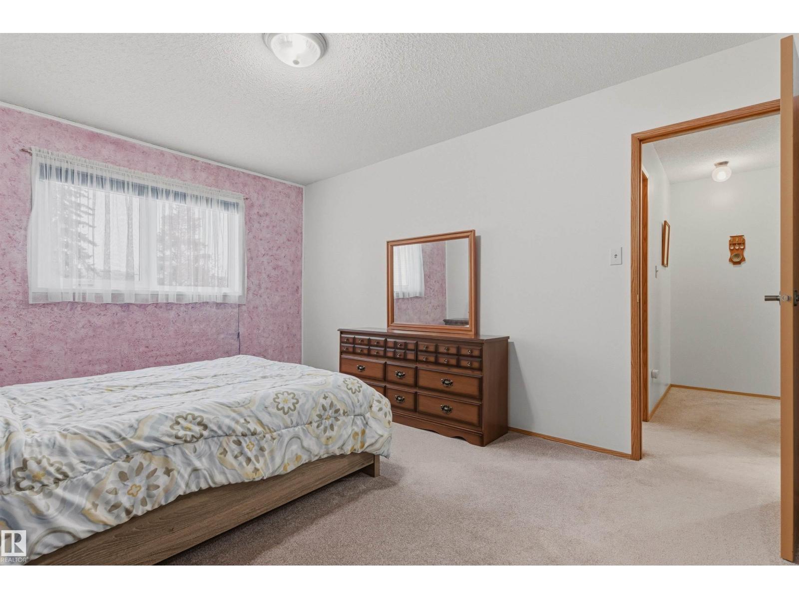 10670 153 AV NW - 30
