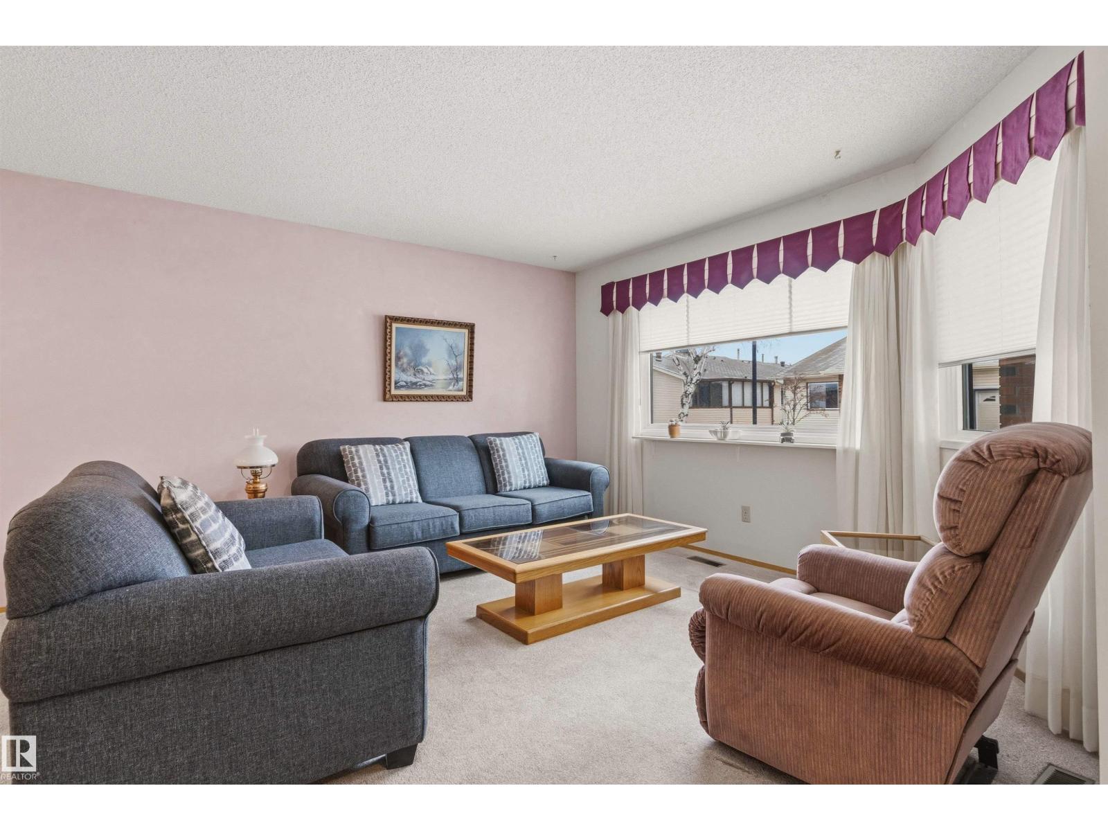 10670 153 AV NW - Image 3