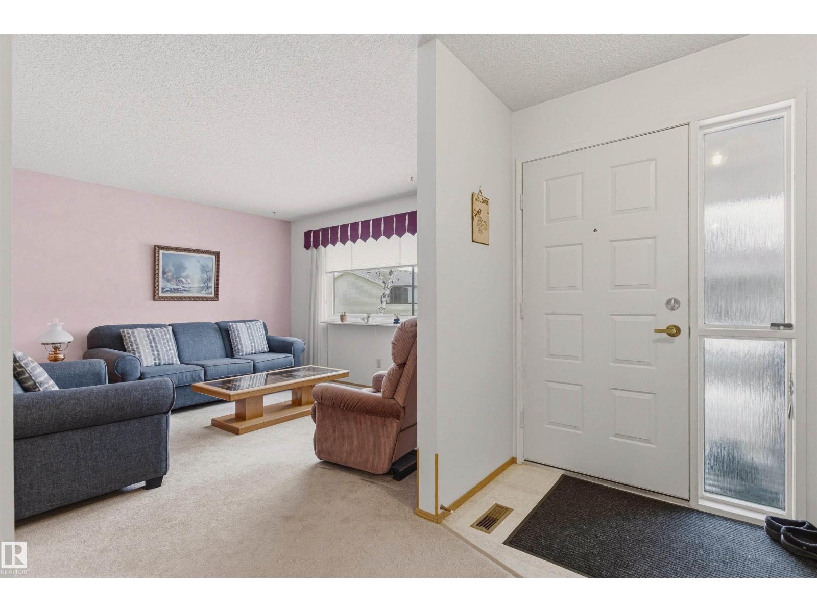 10670 153 AV NW - 7