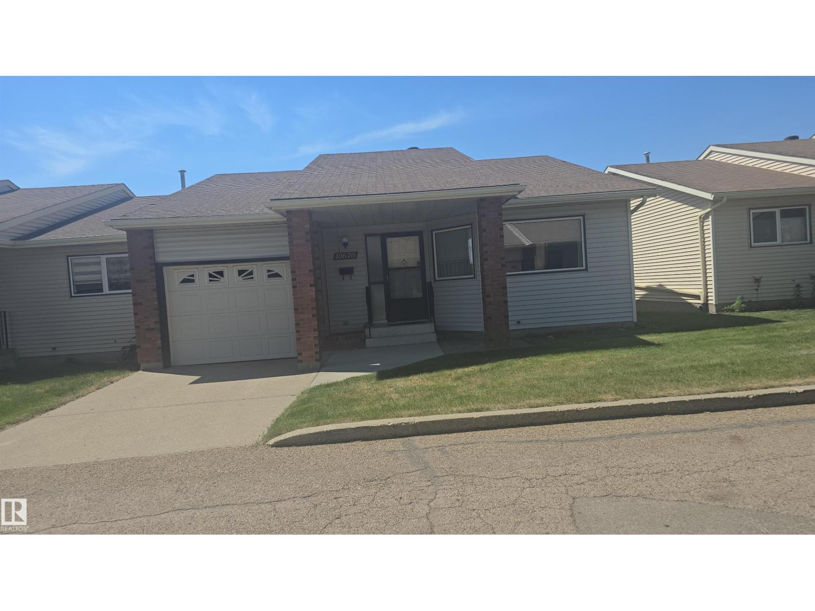 10670 153 AV NW - Image 2