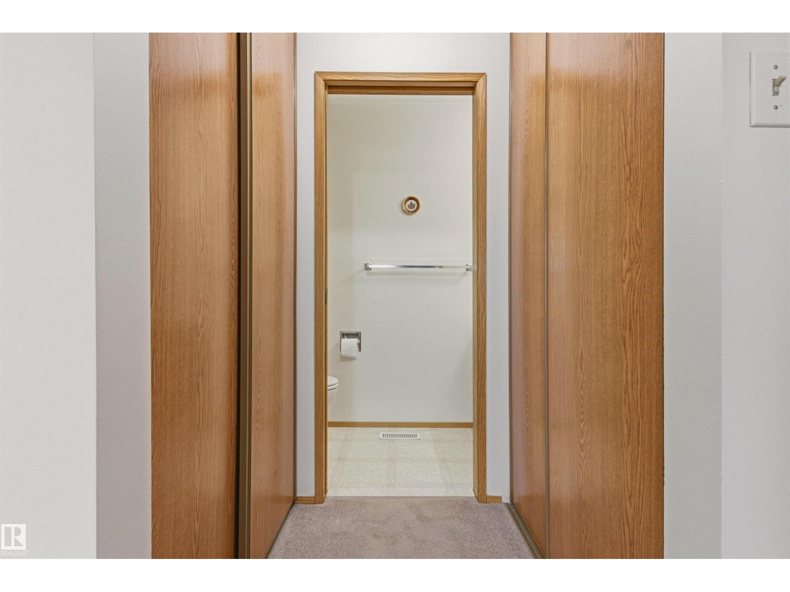 10670 153 AV NW - 32