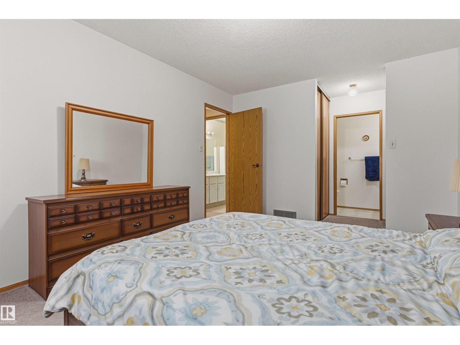10670 153 AV NW - 31