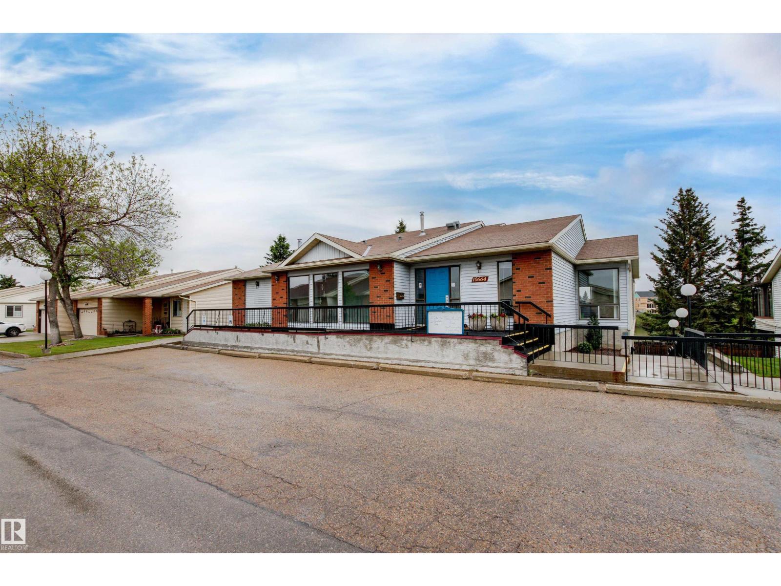 10670 153 AV NW - 56