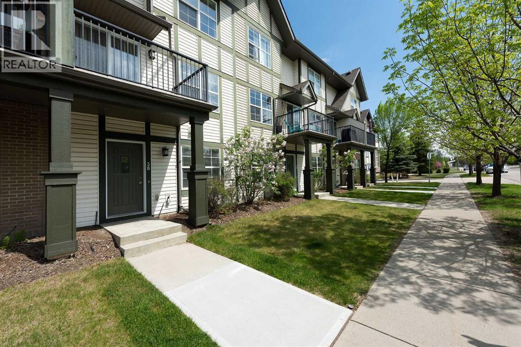 38 Cranford Drive SE - Image 2