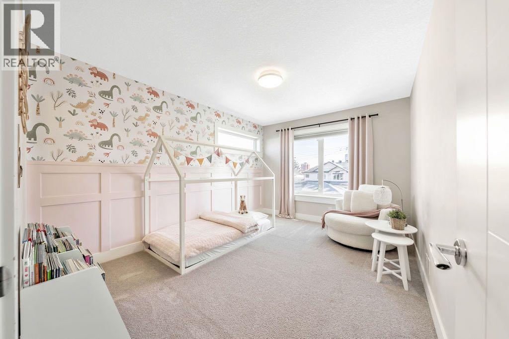 1126 40 Street SW - 17