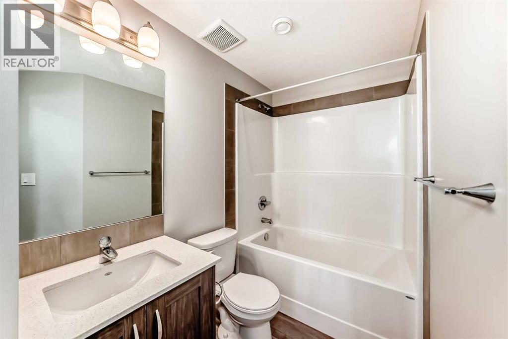 35 Lucas Terrace NW - 35