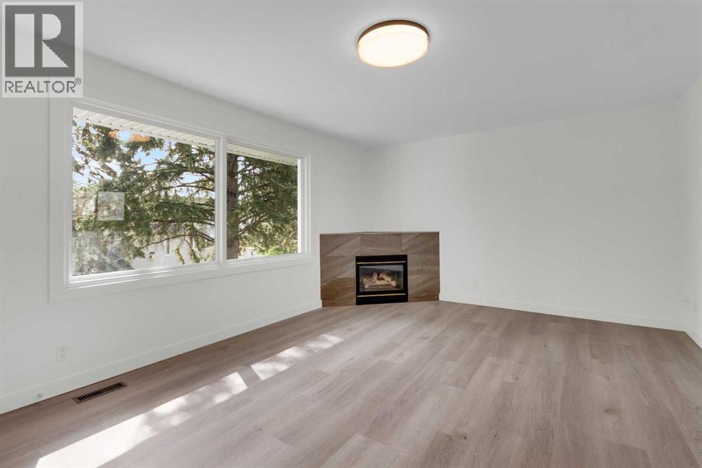 524 Killarney Glen Court SW - 4