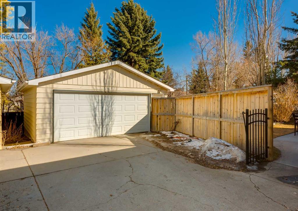 10012 Oakfield Drive SW - 43