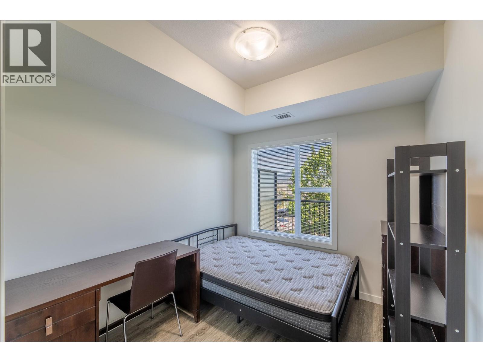 109 935 academy Way, Kelowna