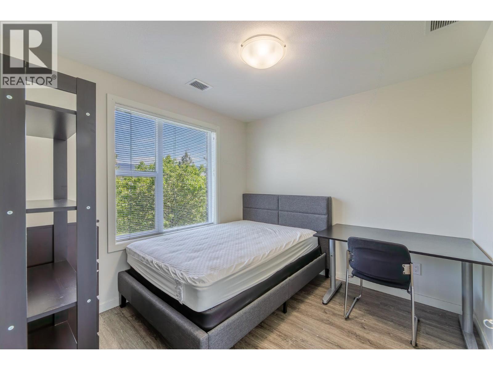 109 935 academy Way, Kelowna