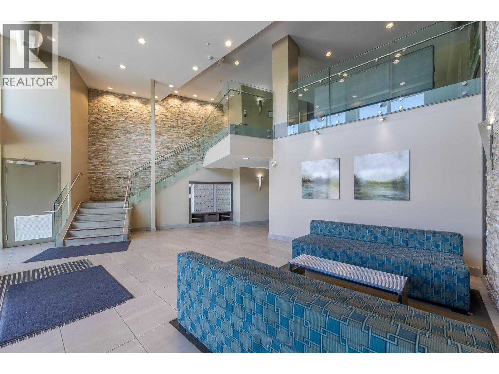 109 935 academy Way, Kelowna