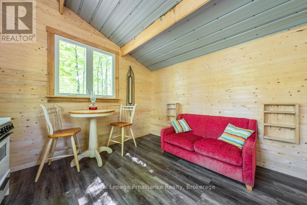 1633 BREWER ROAD - 10