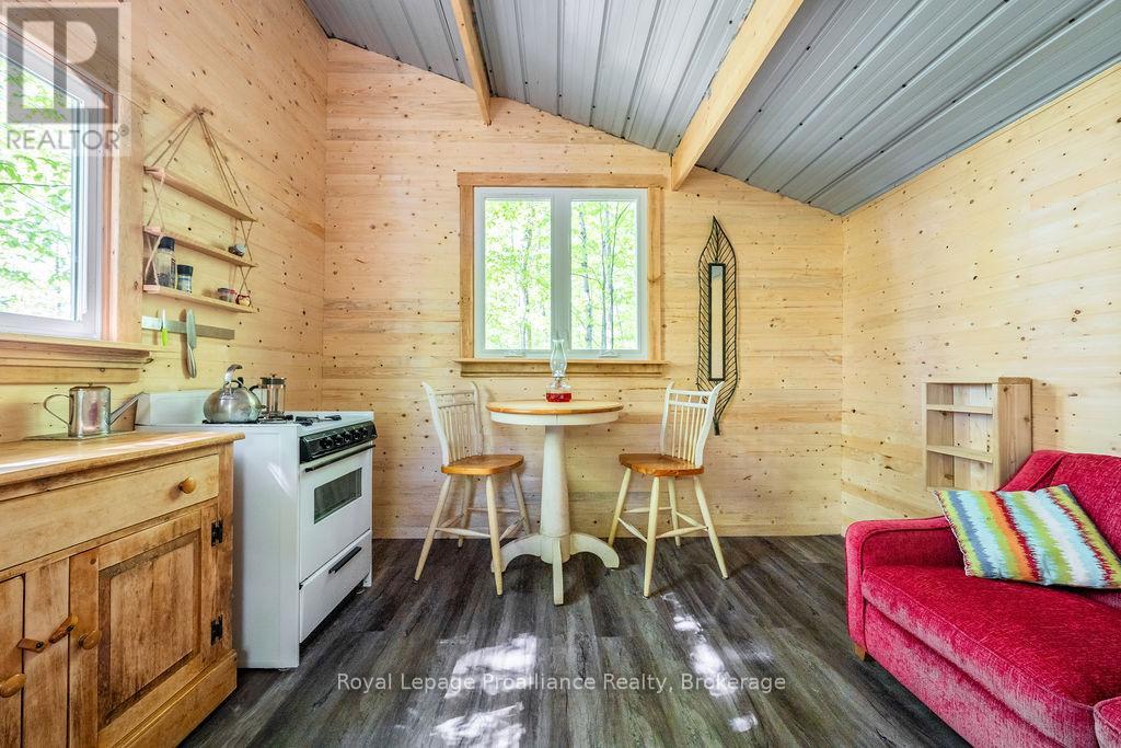 1633 BREWER ROAD - 11