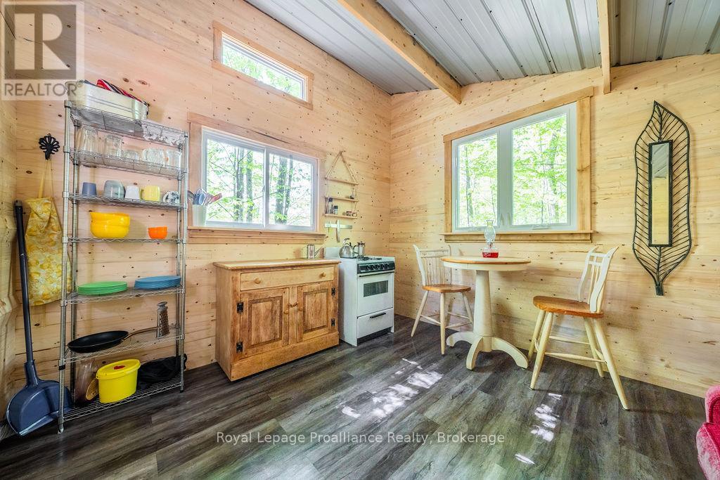 1633 BREWER ROAD - 12