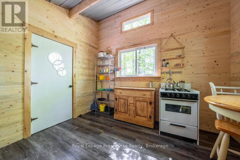 1633 BREWER ROAD - 14