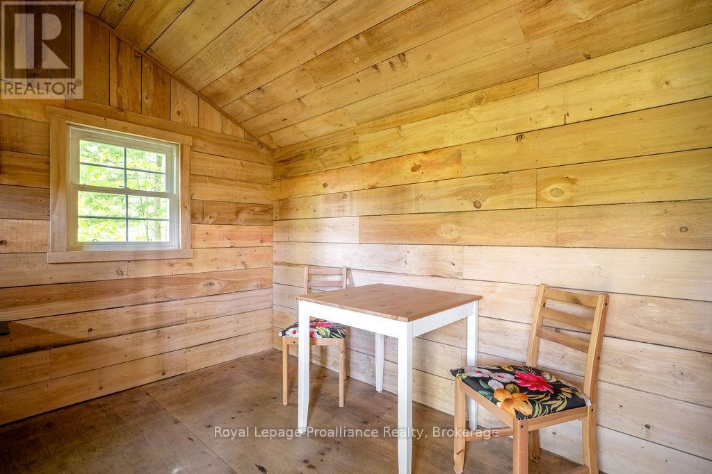 1633 BREWER ROAD - 23