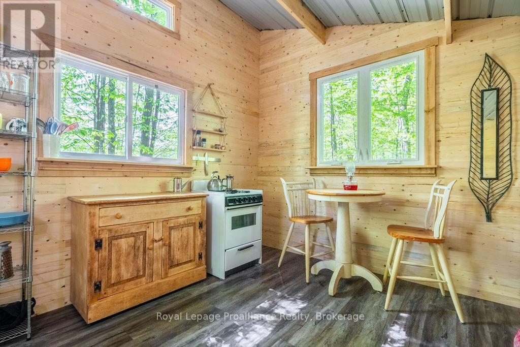 1633 BREWER ROAD - 4
