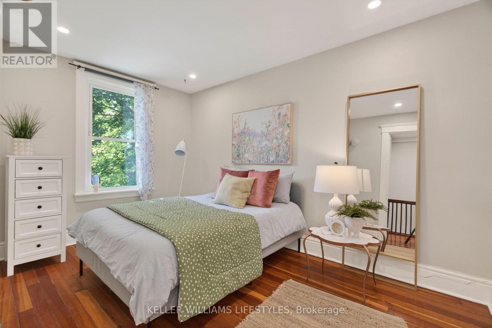 882 1/2 WILLIAM STREET - 28