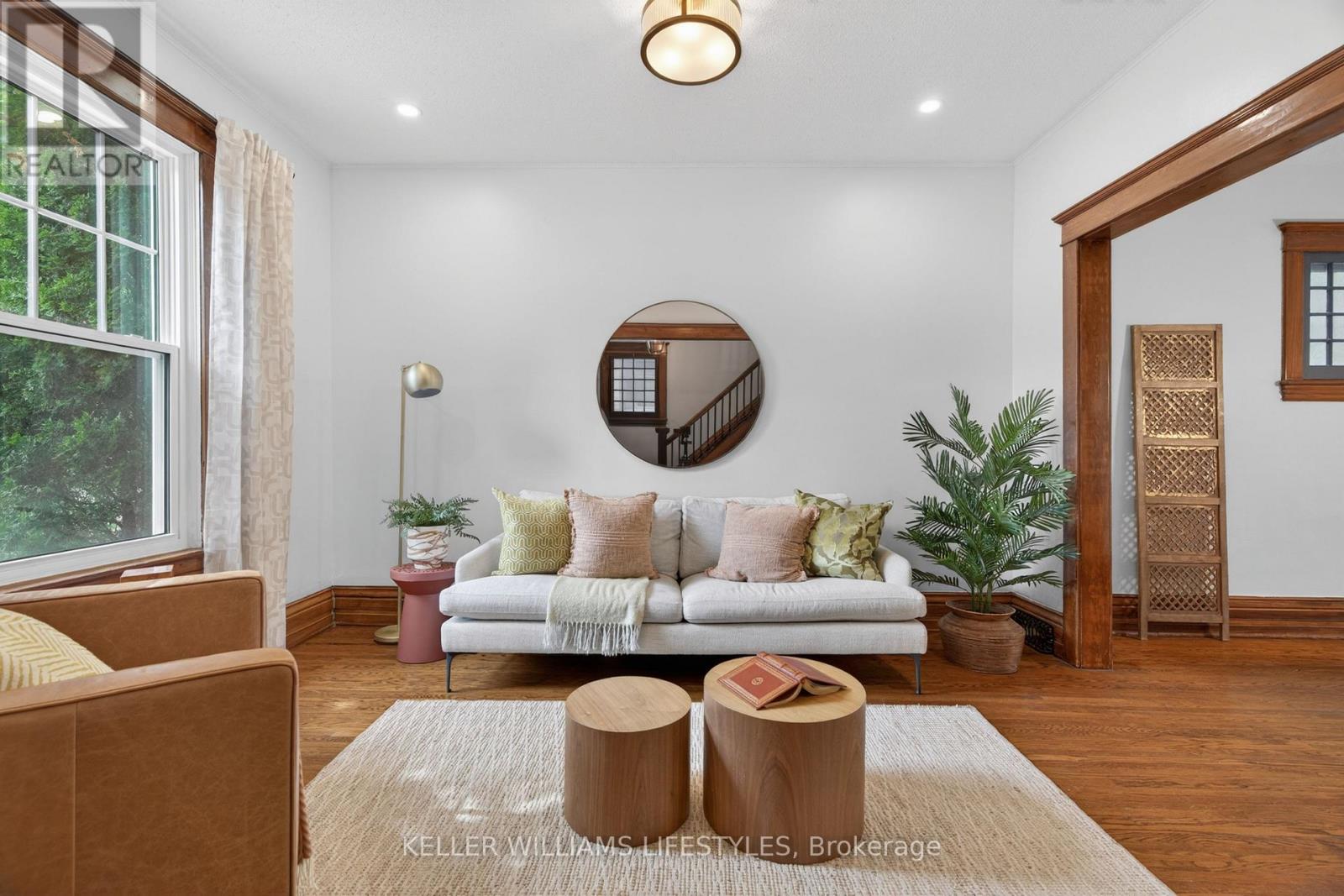 882 1/2 WILLIAM STREET - 6