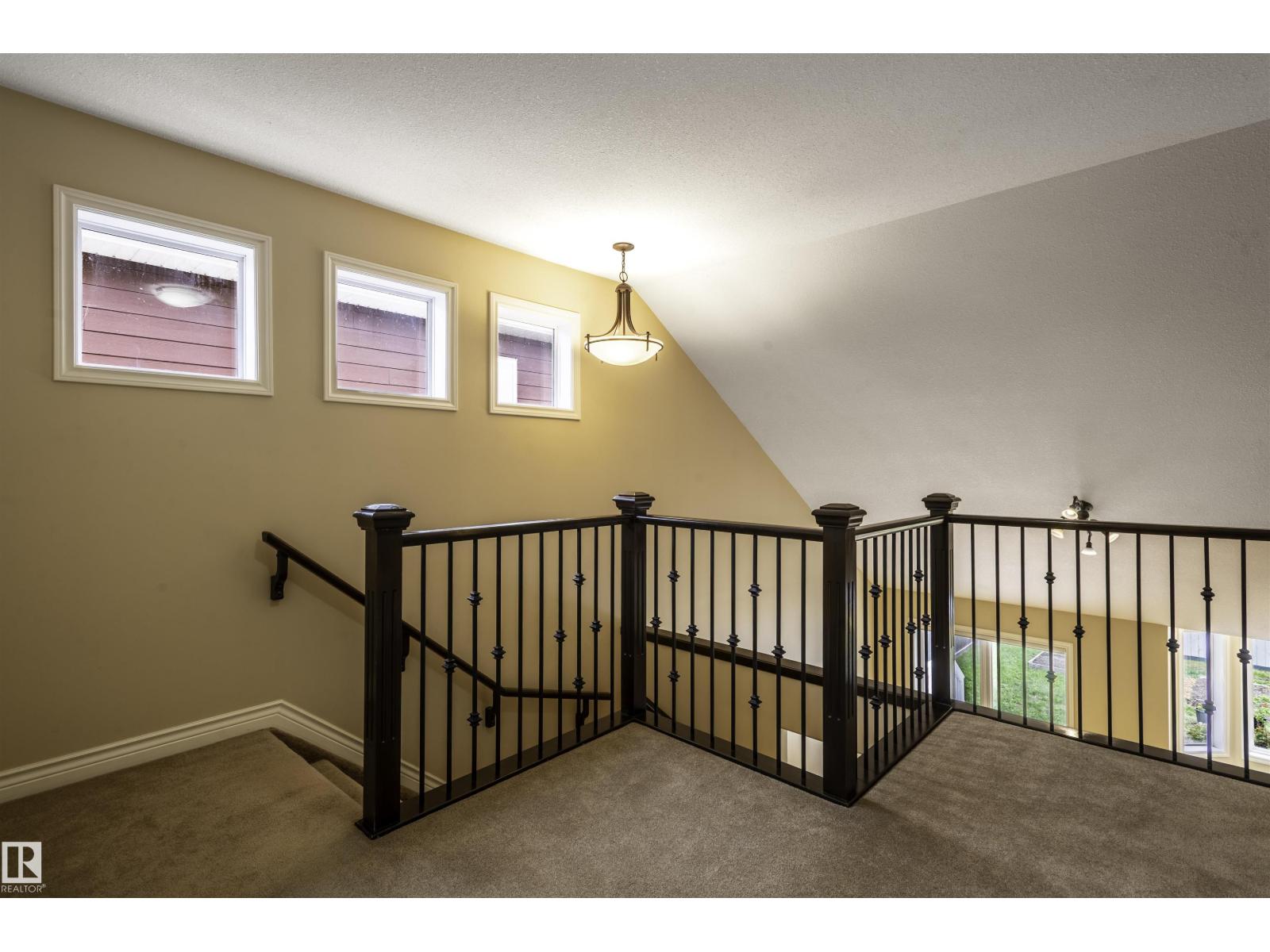 9811 103 AV — photo 12