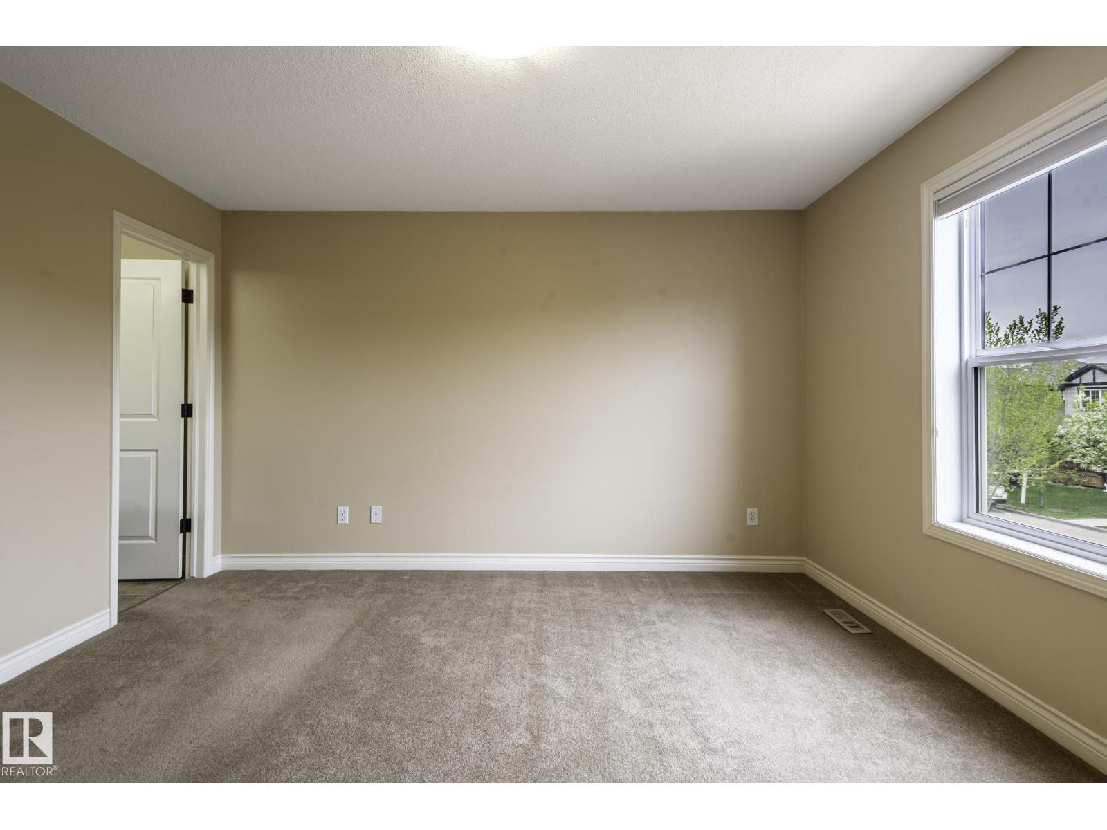 9811 103 AV — photo 14