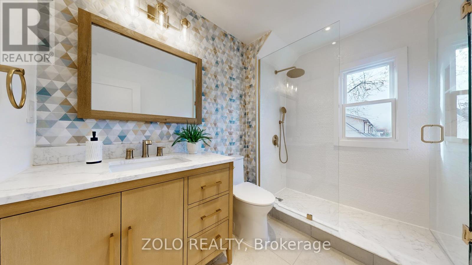 98 WOODMOUNT AVENUE - 24