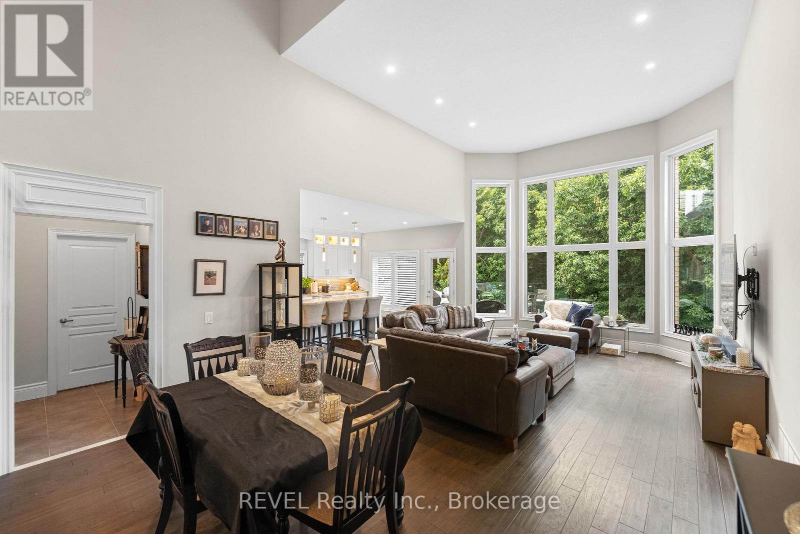 46 PHILMORI BOULEVARD - 28