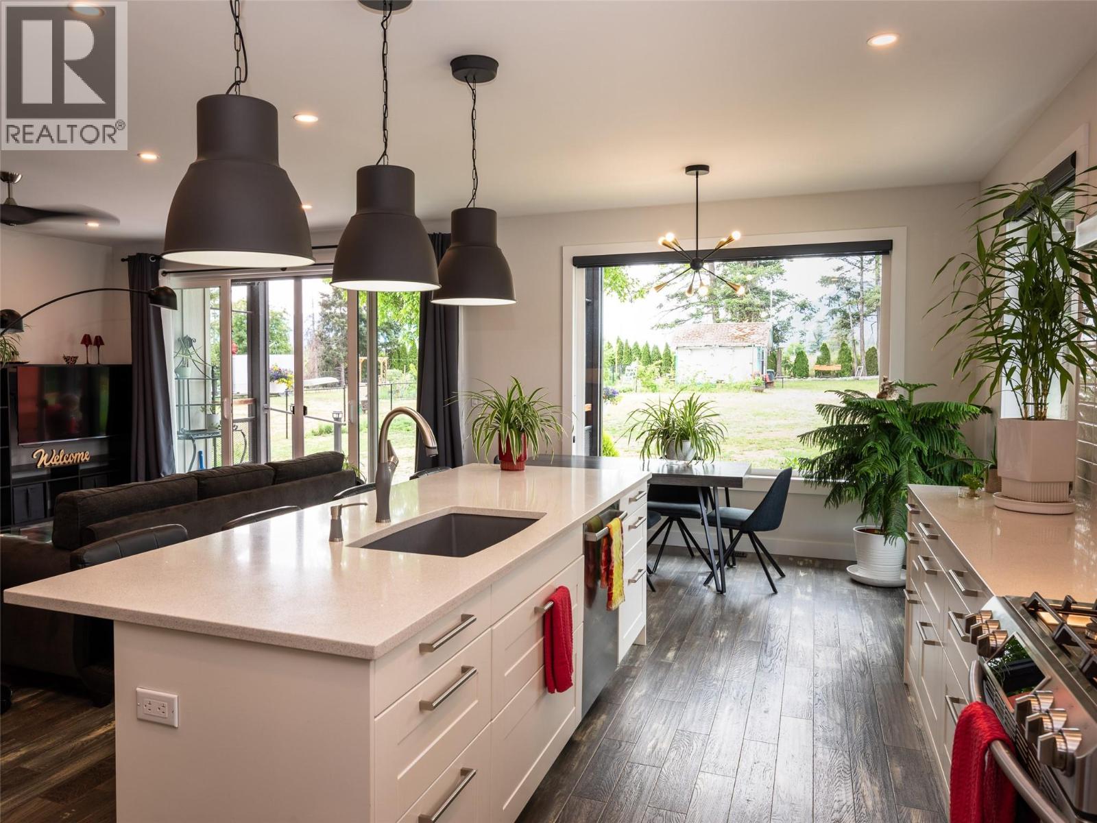 2311 Thornber Street - 10