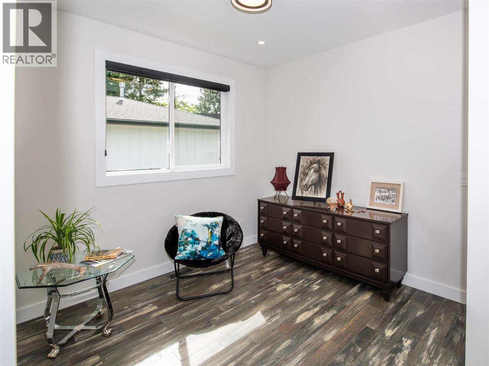 2311 Thornber Street - 19