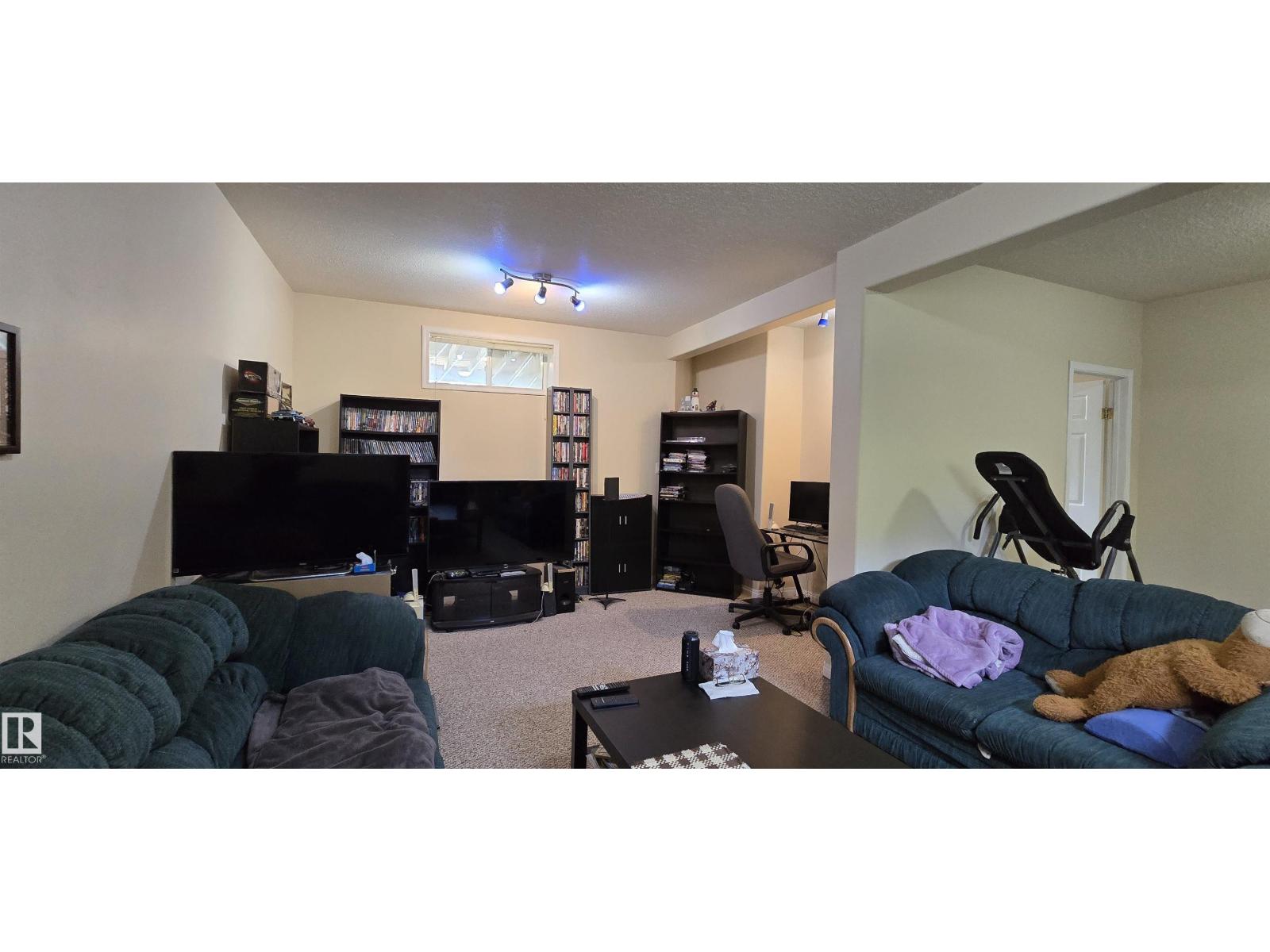 11911 231 ST NW - 33