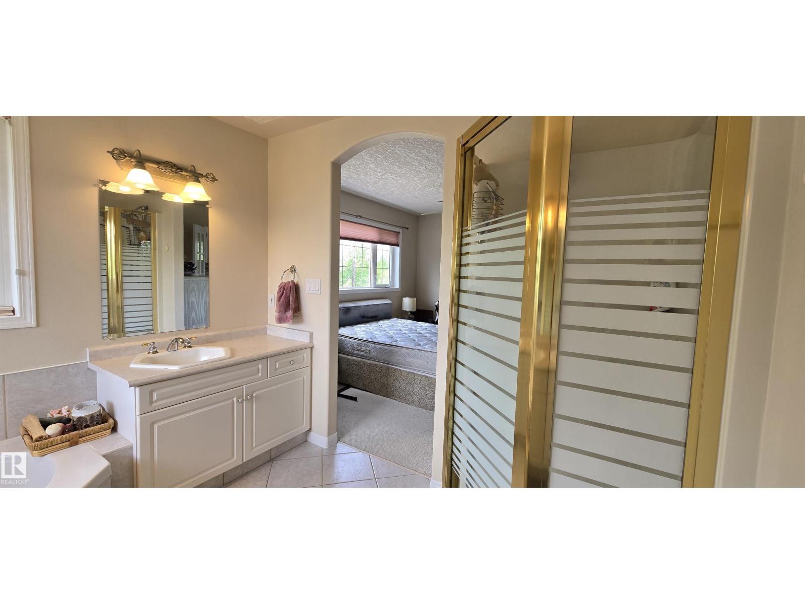 11911 231 ST NW - 27