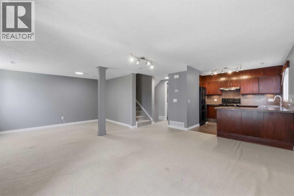 #63 3015 51 Street SW - 13