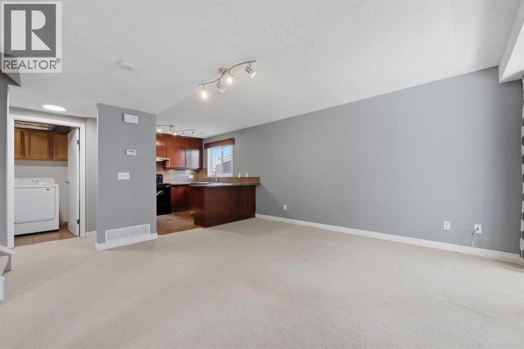 #63 3015 51 Street SW - 14