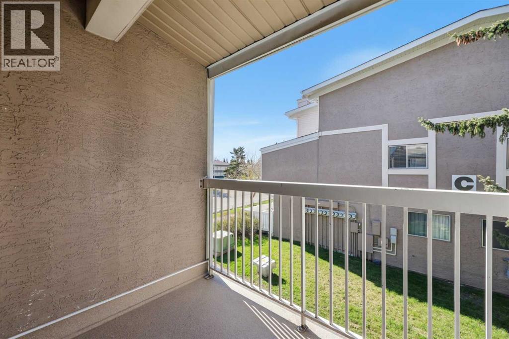 #63 3015 51 Street SW - 15
