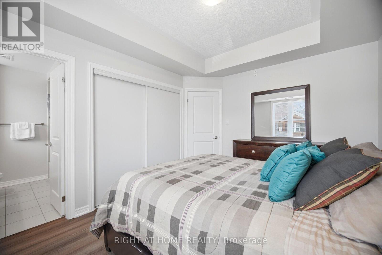 #311 269 GEORGIAN DRIVE - 22